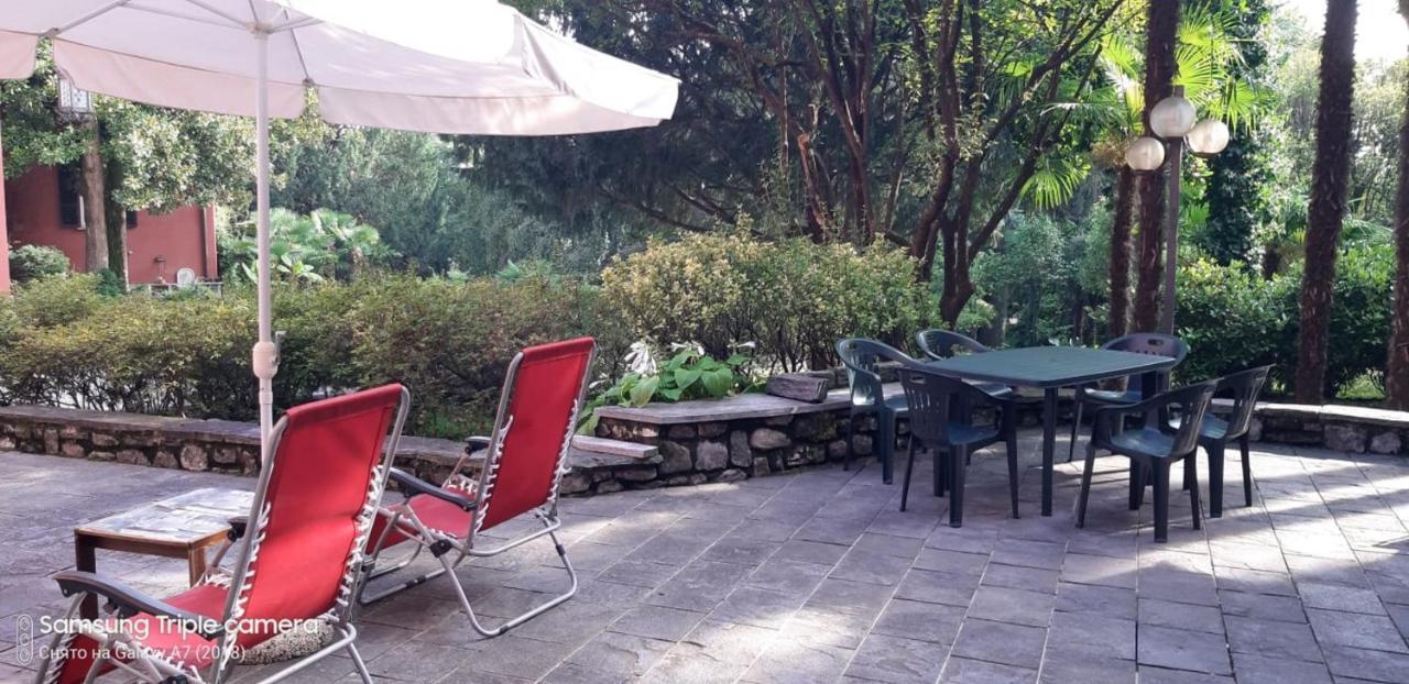 Villa Magnolia Lago Maggiore Besozzo エクステリア 写真